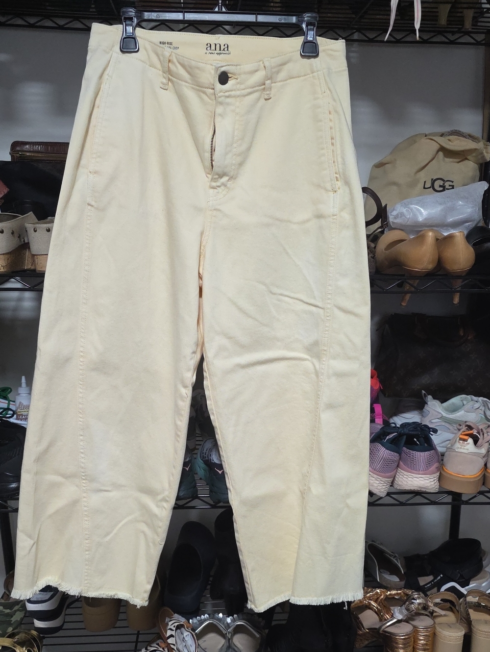 a.n.a Pale Yellow Wide-Leg Cropped Jeans